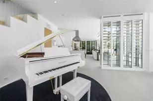 4433 N Bay Rd, Miami Beach, FL 33140 - Photo 15