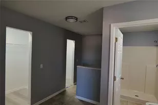 706 Brenton Leaf Dr, Ruskin, FL 33570 - Photo 15