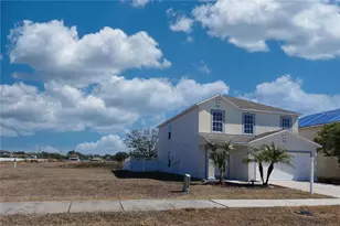 706 Brenton Leaf Dr, Ruskin, FL 33570 - Photo 3