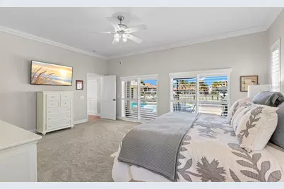 2035 Hawaii Avenue NE, Saint Petersburg, FL 33703 - Photo 29