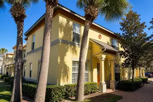 3858 Island Way, Saint Petersburg, FL 33705 - Photo 1