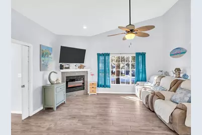 4787 Klosterman Oaks Boulevard, Palm Harbor, FL 34683 - Photo 13