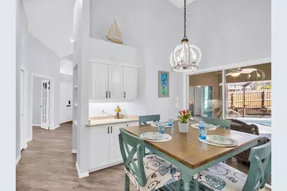 4787 Klosterman Oaks Boulevard, Palm Harbor, FL 34683 - Photo 11