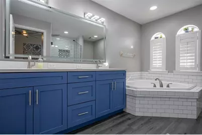 111 S Melville Avenue, Tampa, FL 33606 - Photo 11