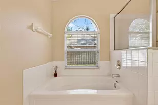 3320 Manor Cove Cir, Riverview, FL 33578 - Photo 41
