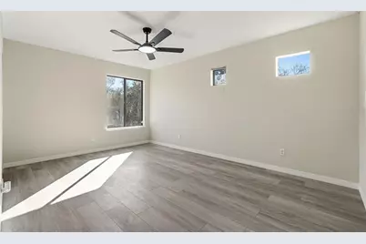1318 Mountainview, Tampa, FL 33612 - Photo 11