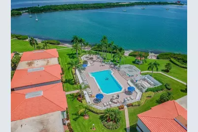 6295 Bahia Del Mar Circle #401, Saint Petersburg, FL 33715 - Photo 1