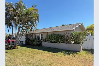 12054 101st Avenue, Seminole, FL 33772 - Photo 3