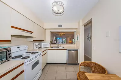 6294 Bahia Del Mar Circle #114, Saint Petersburg, FL 33715 - Photo 7