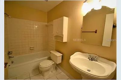 720 100th Avenue N #203, Saint Petersburg, FL 33702 - Photo 9