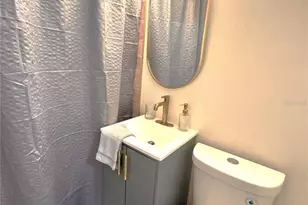 8062 28th Ave N, Saint Petersburg, FL 33710 - Photo 11