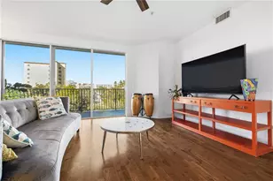 750 4th Ave S, Saint Petersburg, FL 33701 - Photo 3