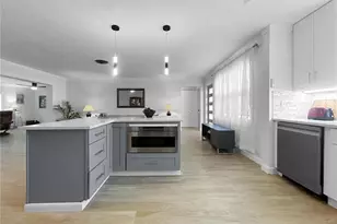 7922 2nd Way N, Saint Petersburg, FL 33701 - Photo 13