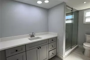 8825 Bay Pointe Dr, Tampa, FL 33615 - Photo 11