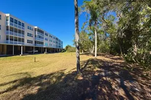 6251 Shoreline Dr, Seminole, FL 33708 - Photo 7