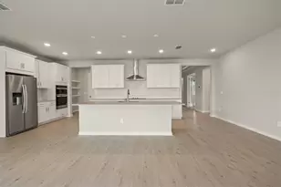18232 Chromata Dr, Venice, FL 34293 - Photo 3