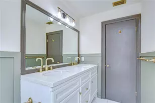 2524 Victarra Cir, Lutz, FL 33559 - Photo 35