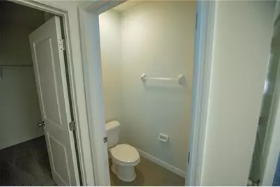 5618 Geiger Estates Drive, Zephyrhills, FL 33541 - Photo 11