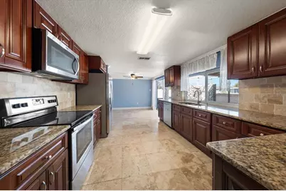 4025 Sail Drive, New Port Richey, FL 34652 - Photo 9