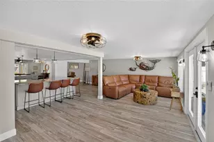 6404 Lake Sunrise Dr, Apollo Beach, FL 33572 - Photo 13