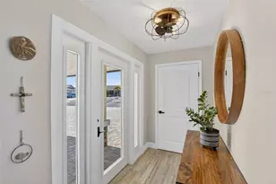 6404 Lake Sunrise Dr, Apollo Beach, FL 33572 - Photo 7