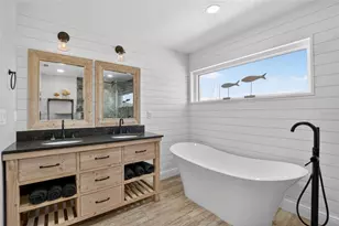 6404 Lake Sunrise Dr, Apollo Beach, FL 33572 - Photo 29