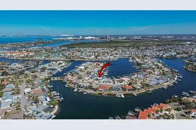 6404 Lake Sunrise Drive, Apollo Beach, FL 33572 - Photo 5