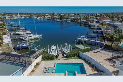 6404 Lake Sunrise Drive, Apollo Beach, FL 33572 - Photo 3