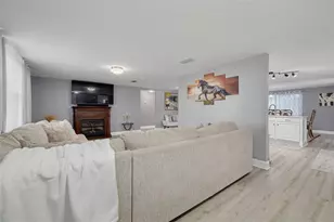 4232 Canandaigua Ct, New Port Richey, FL 34653 - Photo 7