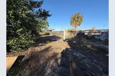 3206 E Giddens Avenue, Tampa, FL 33610 - Photo 9