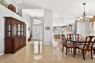 9324 Hidden Water Cir, Riverview, FL 33578 - Photo 3