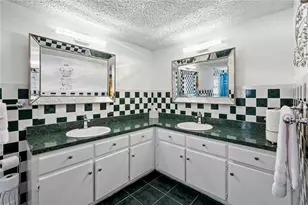 1210 Gladys Ave, Lakeland, FL 33805 - Photo 19