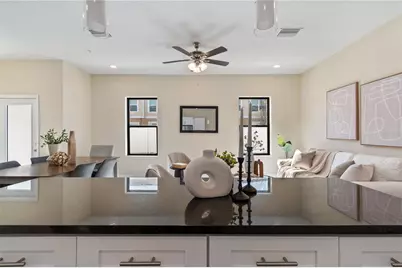 4346 Cambio Gardens Court, Tampa, FL 33610 - Photo 13