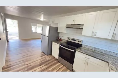 5625 5th Street, Zephyrhills, FL 33542 - Photo 15