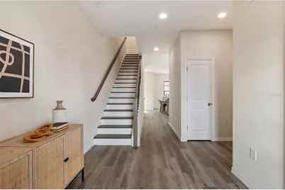 4342 Cambio Gardens Court, Tampa, FL 33610 - Photo 5