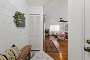 1513 W Meadowbrook Ave, Tampa, FL 33612 - Photo 5