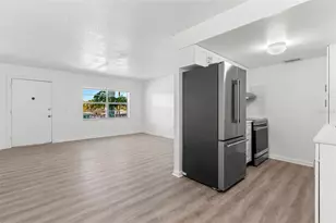 11025 2nd St E, Treasure Island, FL 33706 - Photo 15