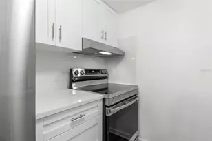 11025 2nd St E, Treasure Island, FL 33706 - Photo 19