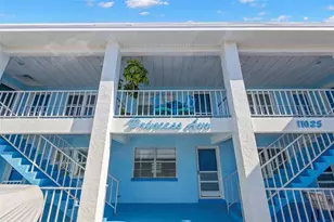 11025 2nd St E, Treasure Island, FL 33706 - Photo 5