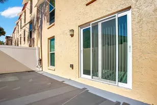 8911 Blind Pass Rd, Saint Pete Beach, FL 33706 - Photo 17