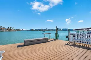 8911 Blind Pass Rd, Saint Pete Beach, FL 33706 - Photo 31
