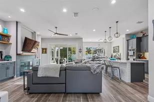 1516 Grandview Dr, Tarpon Springs, FL 34689 - Photo 19