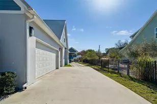 1516 Grandview Dr, Tarpon Springs, FL 34689 - Photo 75