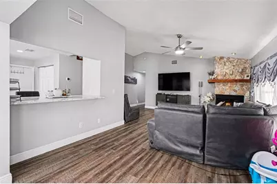 1710 Tallowtree Circle, Valrico, FL 33594 - Photo 11