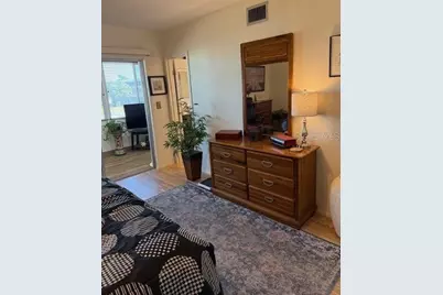 1051 79th Avenue N #202, Saint Petersburg, FL 33702 - Photo 23