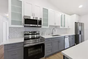 1325 Riverside Dr, Tarpon Springs, FL 34689 - Photo 5