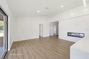 1325 Riverside Dr, Tarpon Springs, FL 34689 - Photo 11