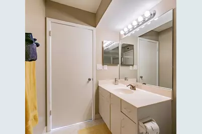 6081 Bahia Del Mar Circle #349, Saint Petersburg, FL 33715 - Photo 15