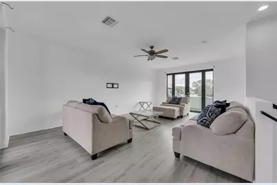 8713 Palm Ranches Place, Tampa, FL 33614 - Photo 19