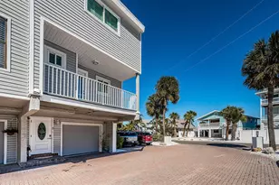 12274 1st St W, Treasure Island, FL 33706 - Photo 3
